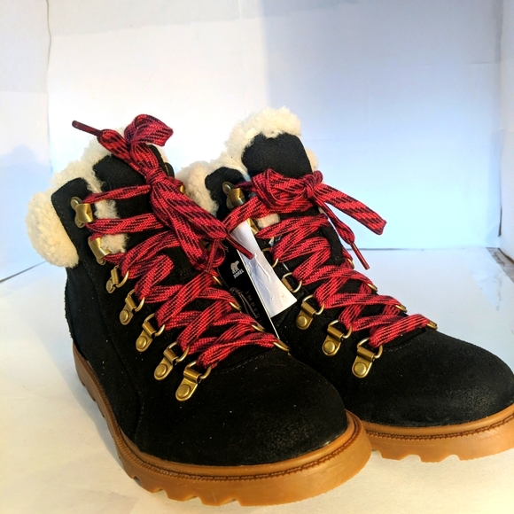 Sorel Shoes - Sorel Ainsley Conquest Shearling Boots